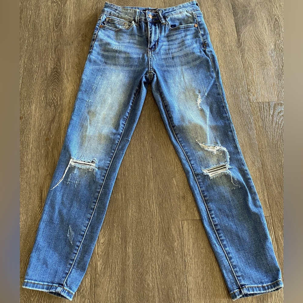 Judy Blue Mid Rise Relaxed Fit Jeans